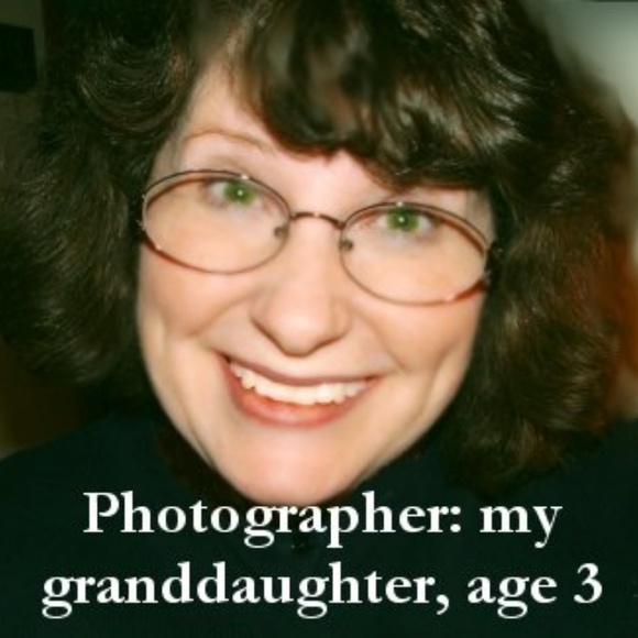 Meet your Posher. - Picture 5 of 7